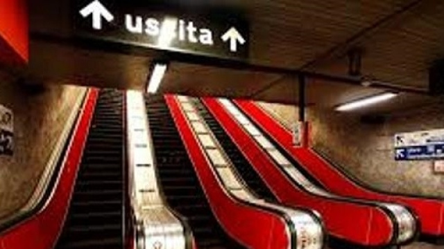 Una delle uscite della metropolitana di Roma