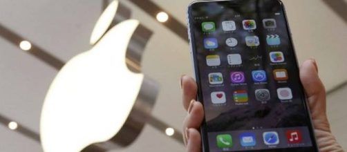 Apple will sell the cheaper iPhone