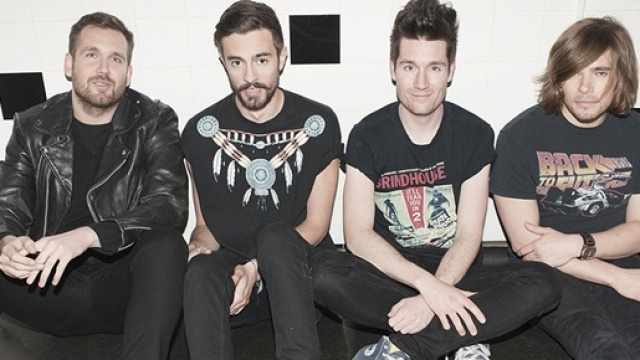Tre componenti della band Bastille