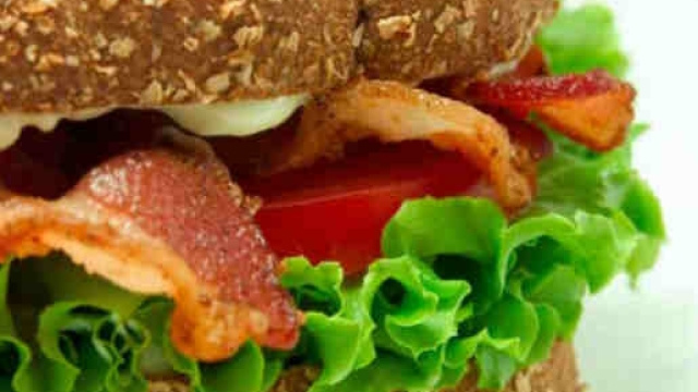 Ricetta panini con tacchino e pancetta