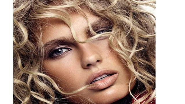 Tagli di capelli ricci per la primavera 2016