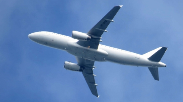 Aereo dirottato da terroristi verso Cipro