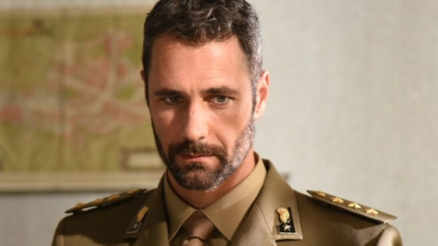 Raoul Bova in "Task Force 45 Fuoco Amico"
