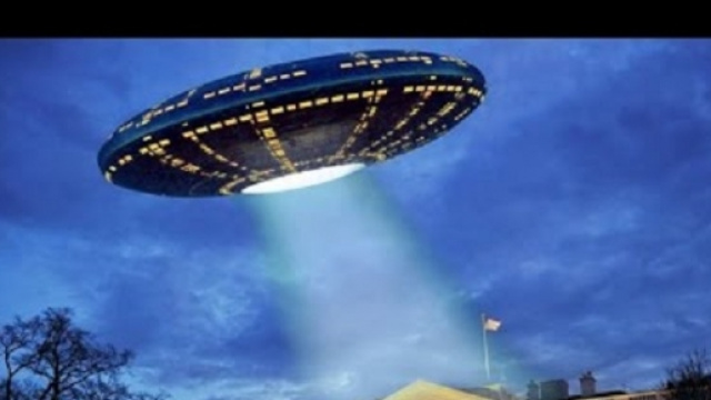 Hillary Clinton e gli Ufo in campagna elettorale