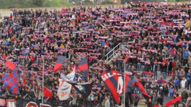 La Curva Sud "Giorgio Manzulli" - Crotone.