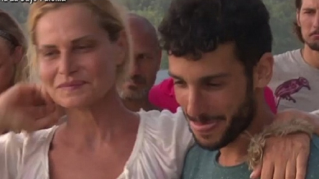 Isola dei Famosi: Jonas vs Ventura, Uomini e Donne si schiera