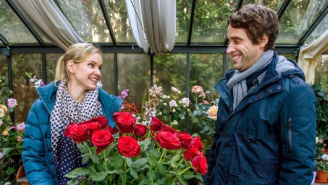 Sebastian mentre discute con Luisa.