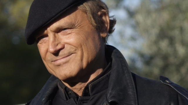 Terence Hill nella serie Don Matteo