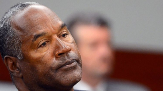 O . j simpson, spunta un coltello