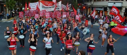 Mujeres peleando por sus derechos