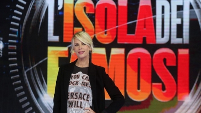 Alessia Marcuzzi, Isola dei Famosi 2016