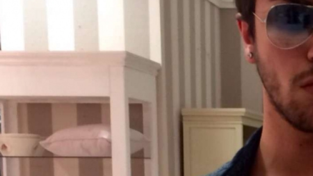 Un primissimo piano di Gabriele.