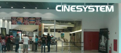 &Eacute; o primeiro cinema instalado na cidade do Paulista, PE.