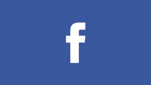 Facebook: testo automatico alternativo per non vedenti
