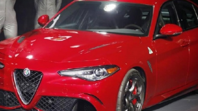 Alfa Romeo Giulia, Stelvio e 4C le news di aprile