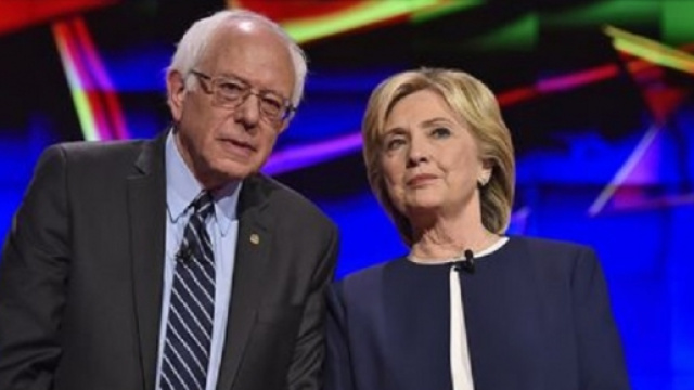 Bernie Sanders ed Hillary Clinton, prosegue la corsa a due