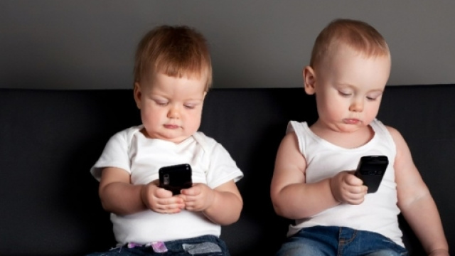 Smartphone e Tablet nuocono alla salute dei bambini?