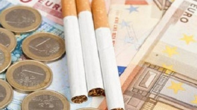 Da oggi nuova stangata del governo, aumentano le sigarette.