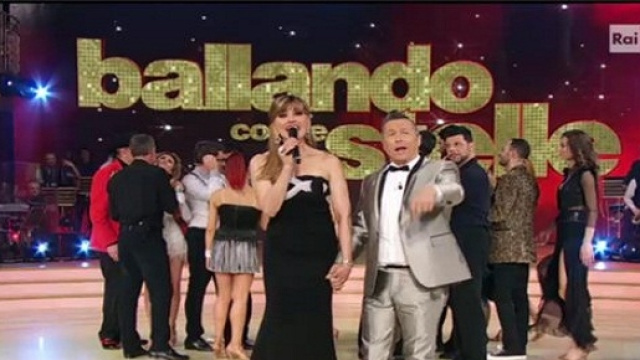 Ballando con le stelle: sabato 23/4 la finale