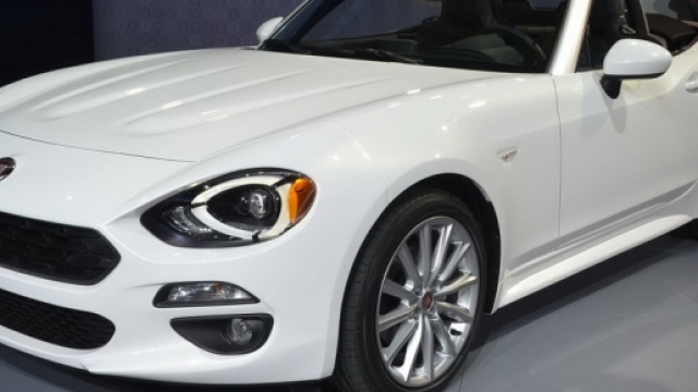 Fiat 124 Spider arriva a giugno in Italia