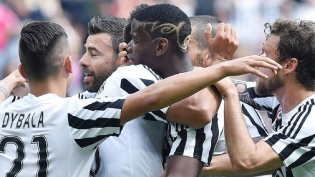 I bianconeri esultano al gol di Khedira