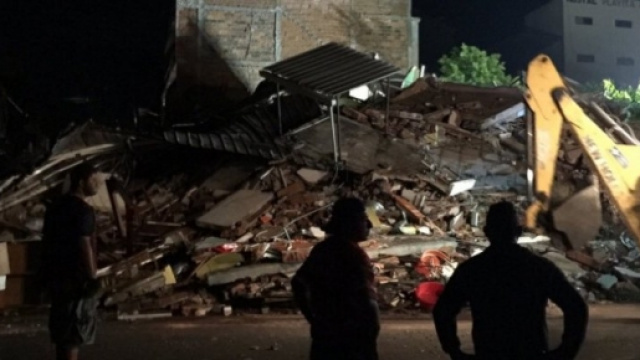La devastazione dopo il terremoto