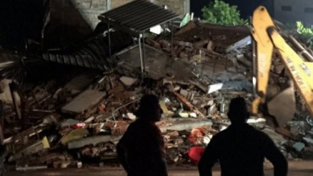 Macerie dopo il terremoto in Ecuador