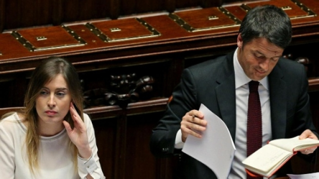 Matteo Renzi con il ministro Maria Elena Boschi