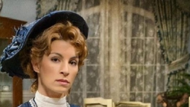 Una Vita, Cayetana al centro della scena