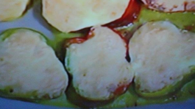 Peperoni ripieni con crosta di mozzarella