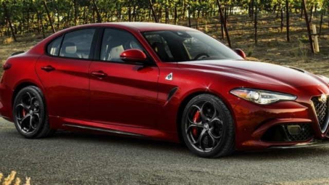 Alfa Romeo Giulia Q2 la foto spia della versione Usa
