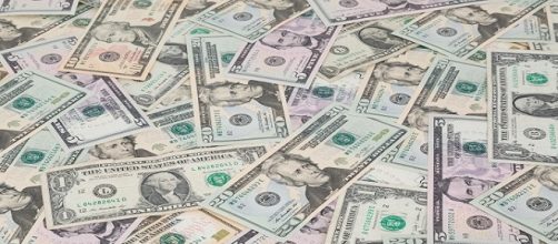 Importadores podr&aacute;n obtener d&oacute;lares americanos