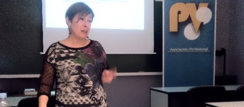 Mercedes Ventura explica qu&eacute; es el tecnoestr&eacute;s