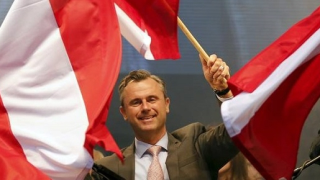 Il partito di Norbert Hofer spicca alle presidenziali