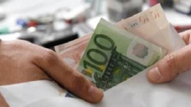 Lavoro sommerso e soldi in nero, una piaga sociale.