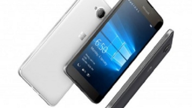 Microsoft Lumia 650 VS NGM YouColor P552