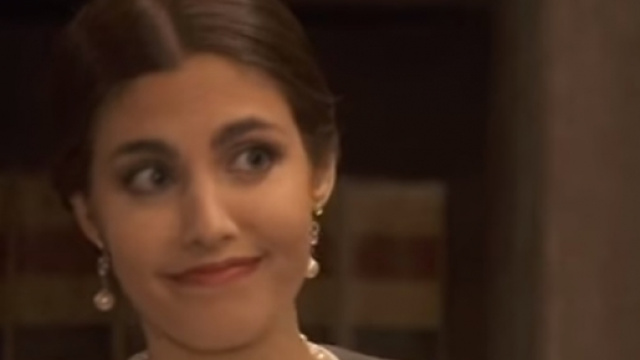 Amalia ricatta Francisca col segreto di Ines