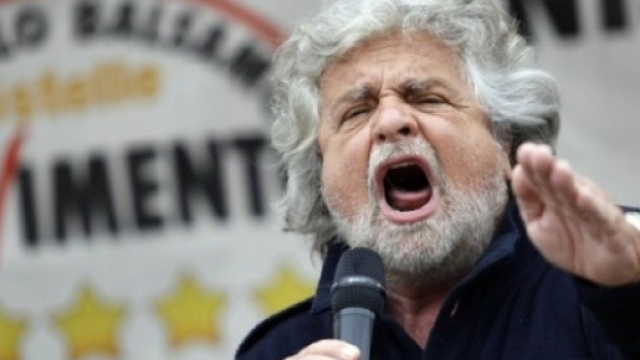 Beppe Grillo attacca la stampa