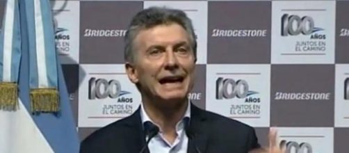 Desaira protestas, gobierna con agenda de gremialistas traidores y lanz&oacute; vergonzoso plan de viviendas para pobres