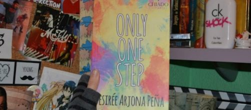 El libro Only One Step de la autora Desir&eacute;e Arjona