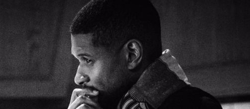 Usher gives Snapchat an eyeful. [Image via Instagram]