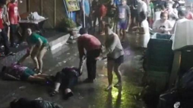 Le immagini del brutale attacco ai danni di una famiglia britannica in vacanza in Thailandia