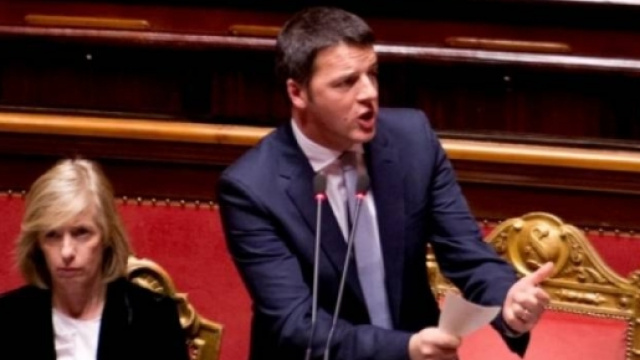 Ultime notizie scuola, venerd&igrave; 29 aprile: Renzi e Giannini