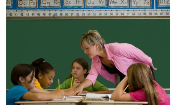 Concorsi pubblici, 2 per docenti ed educatori