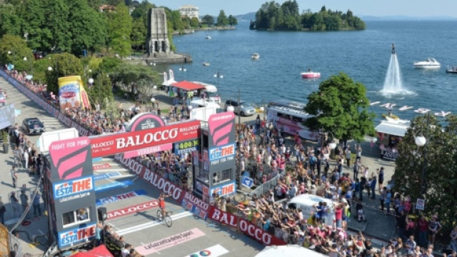 Il Giro d'Italia a Verbania - Foto Ansa/Dal Zennaro