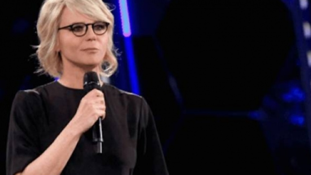 Elodie: erede di Emma? Amici 2016