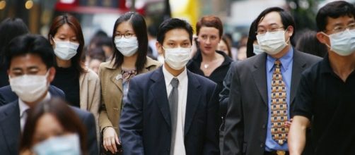 No Jap&atilde;o utilizar m&aacute;scaras para prote&ccedil;&atilde;o contra doen&ccedil;as &eacute; comum (Foto: Reprodu&ccedil;&atilde;o/CNN)