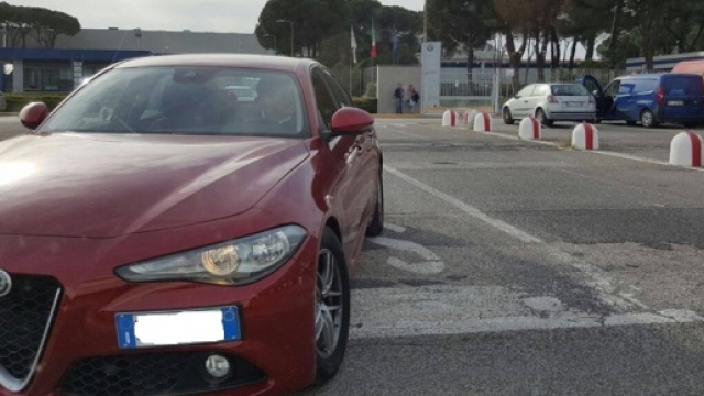 Alfa Romeo Giulia 2.2 jtdm 150 cv (targata) a Cassino