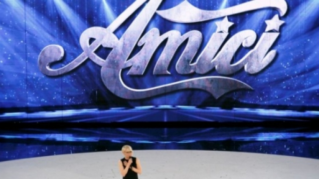 Anticipazioni Amici 15 serale 9 aprile 2016