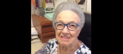 Anna Spina Finotti em v&iacute;deo (Reprodu&ccedil;&atilde;o)